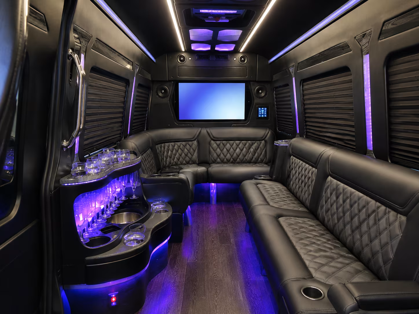 corporate event and conference shuttle buses in irvine