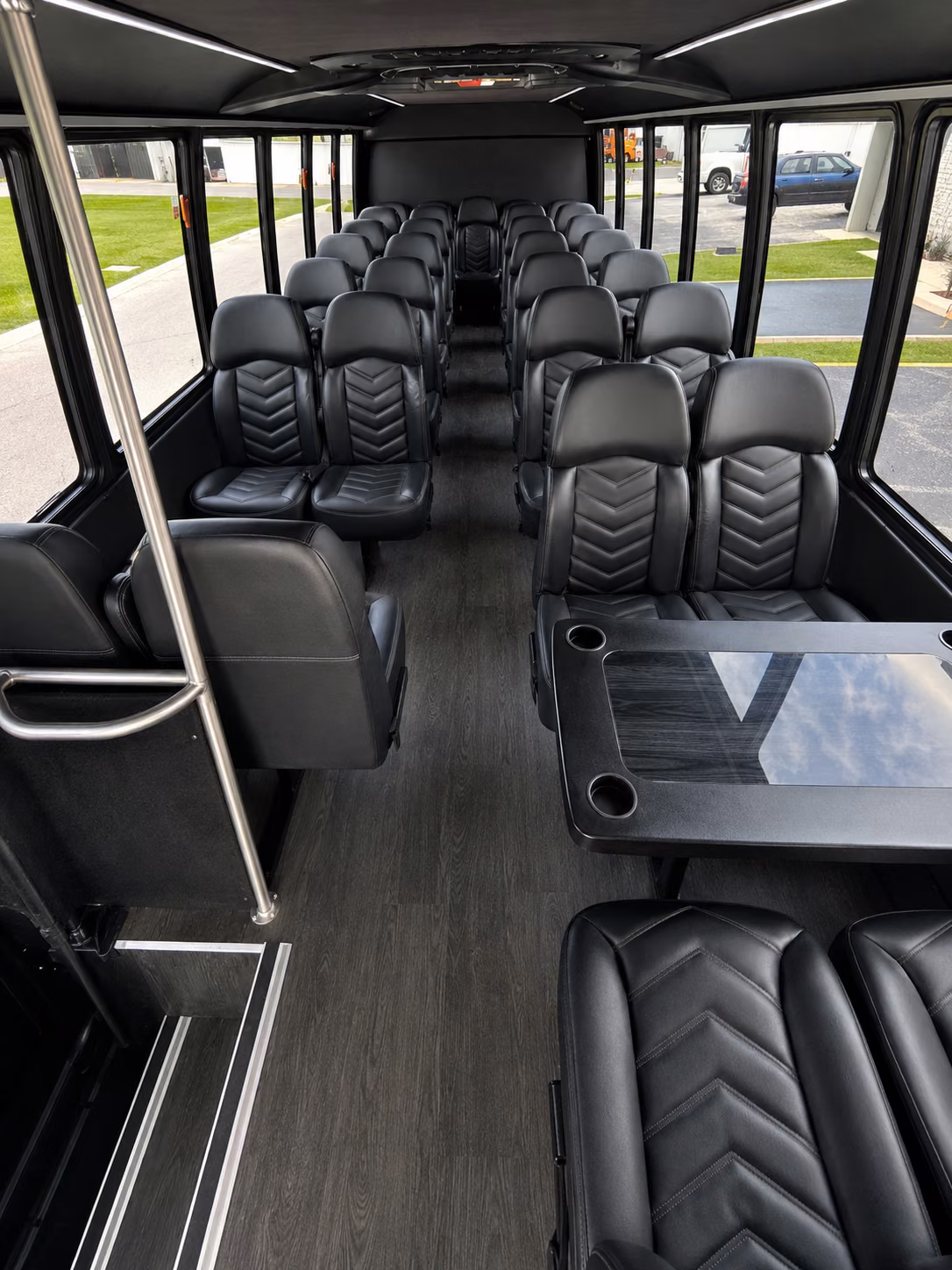 minibus rentals for irvine prom groups of any size